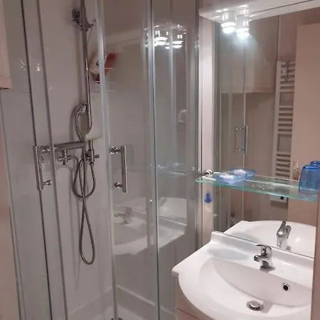 Daire 16m2 Avec Terrasse Allos